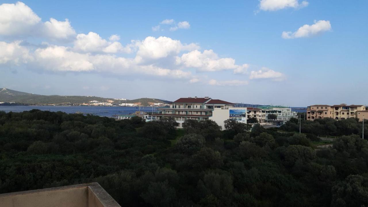 Marina Seaview Lägenhet Olbia Exteriör bild